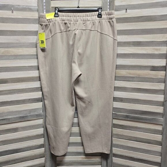 High-Rise Pant | All in motion | X Large - Picture 5 of 11